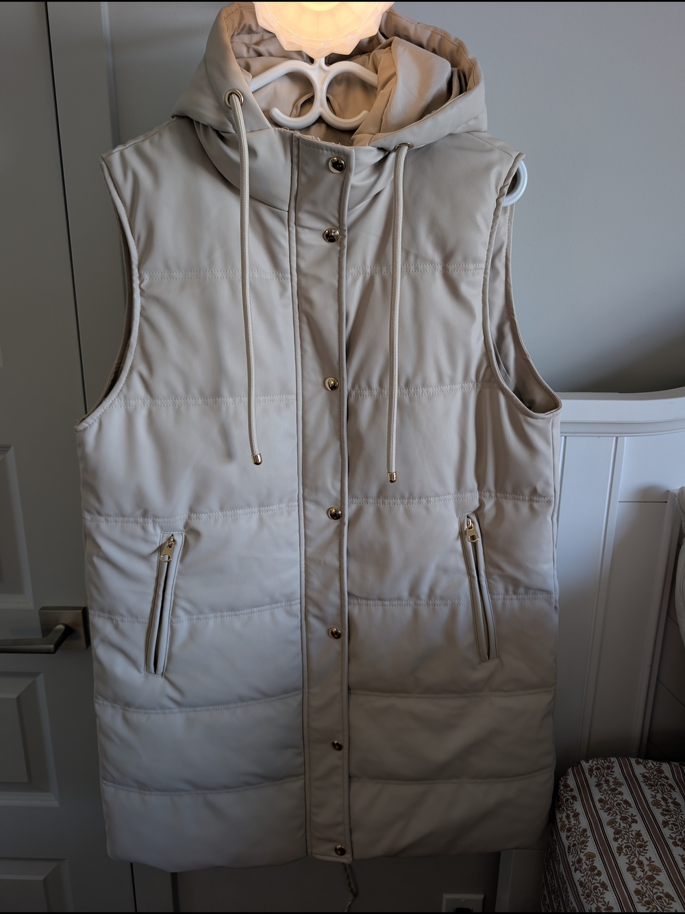 NWOT Zara Cream Hooded Puffer Vest